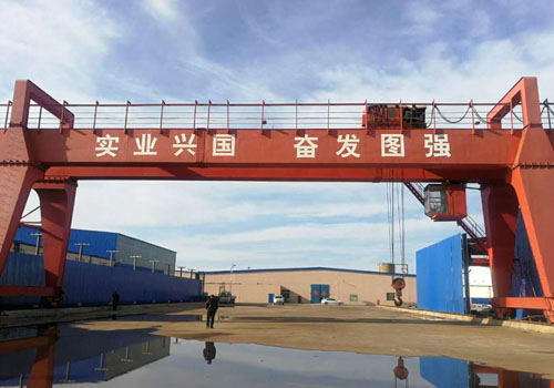 室外工程龍門(mén)吊的常用供電方式